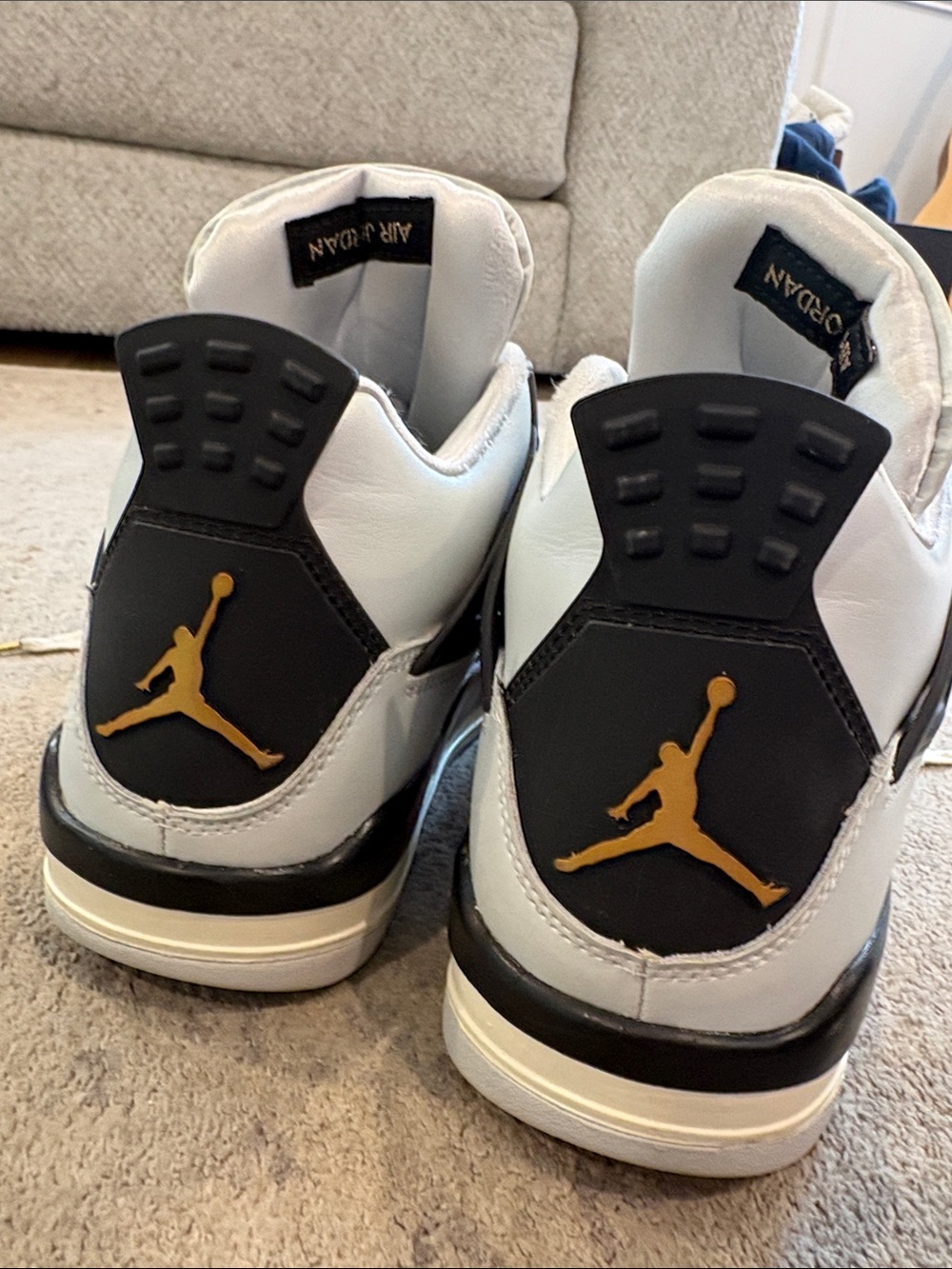 Nike Air Jordan 4 Retros - Picture 2 of 3